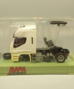 AWM / AMW 1:87 7929.01 Iveco Stralis Zugmaschine weiß in OVP EX8577