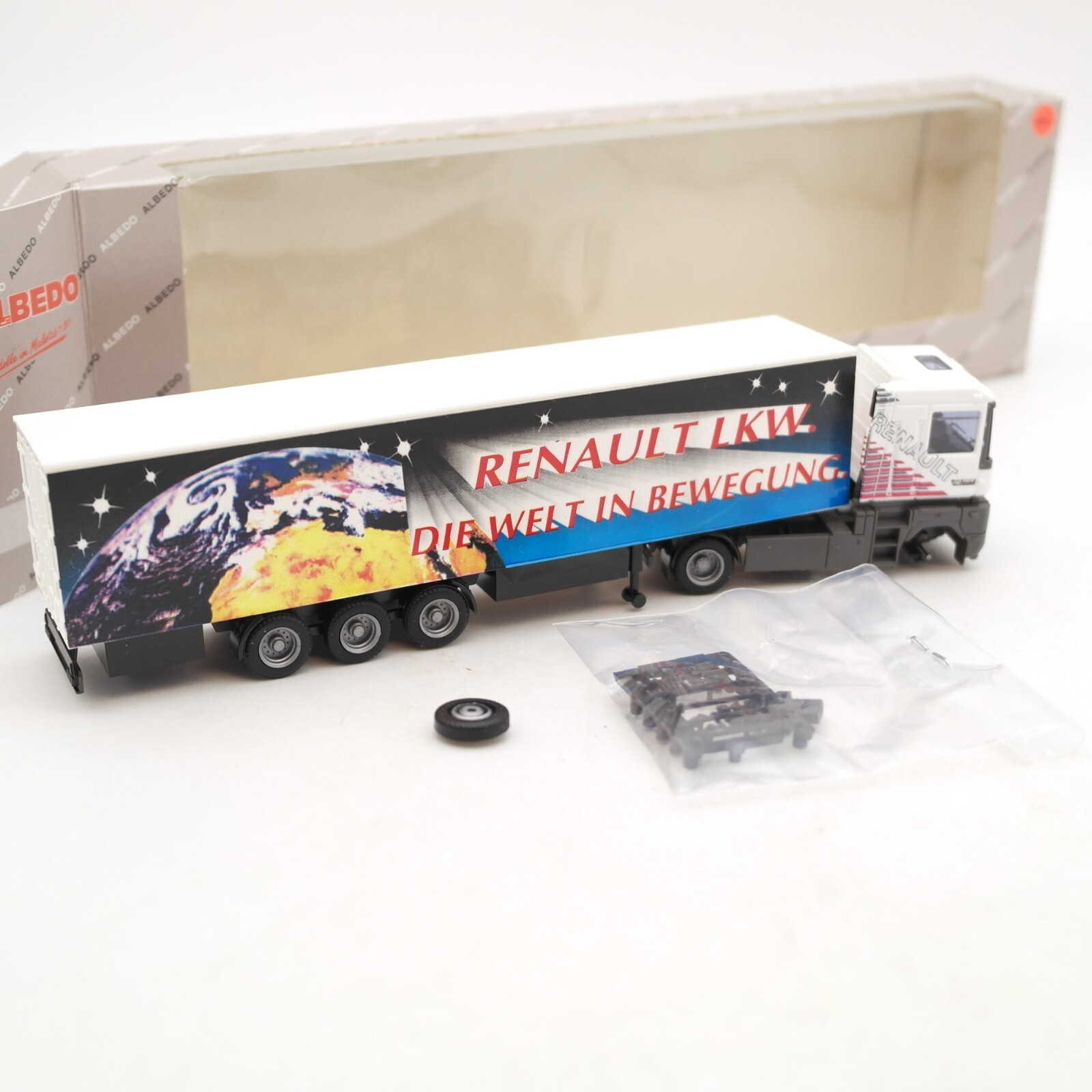 Albedo 1:87 Renault Sattelzug Renault LKW in Bewegung in OVP RA8990 – Bild 3