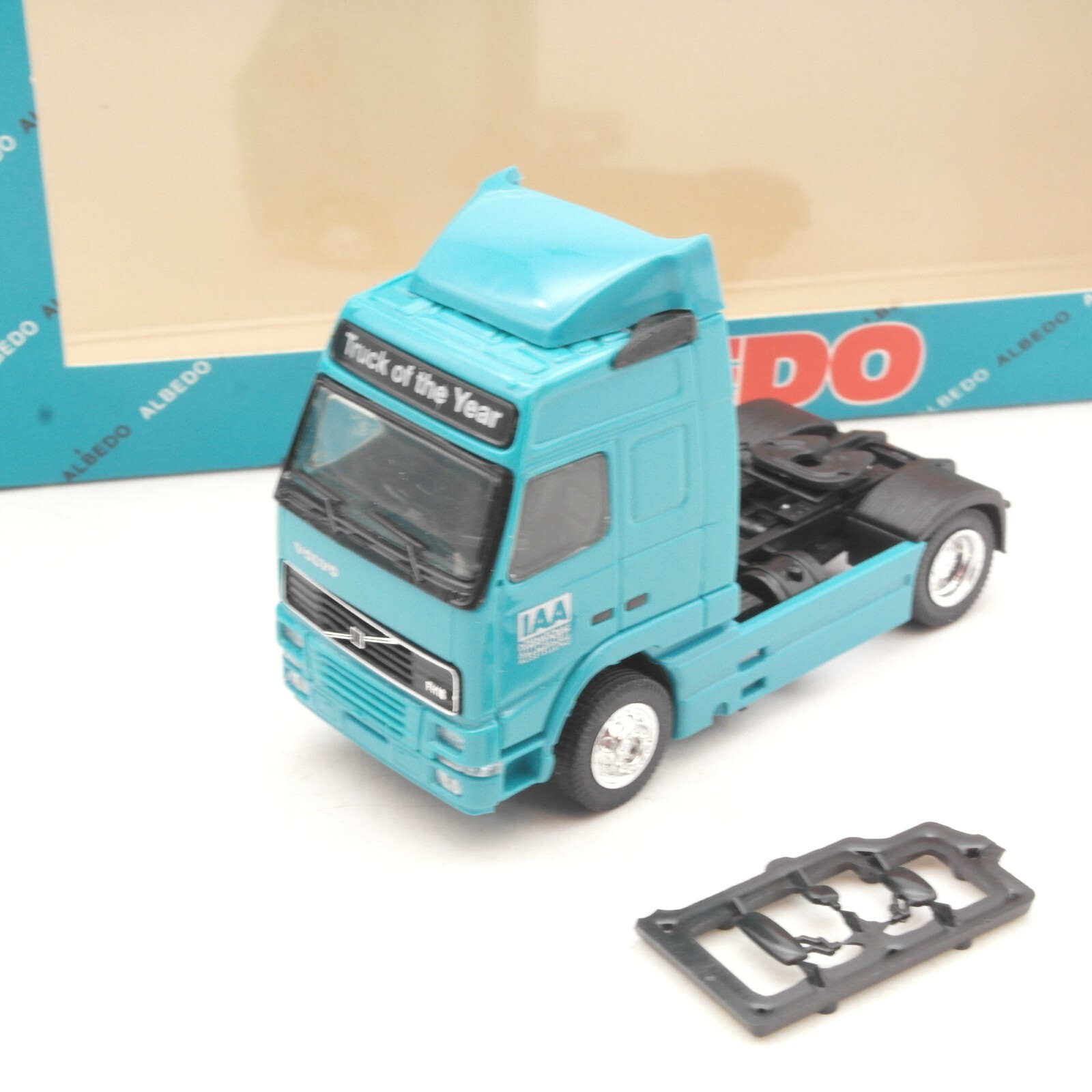 Albedo 1:87 SoMo Volvo Zugmaschine IAA Truck of the Year in OVP RA8900