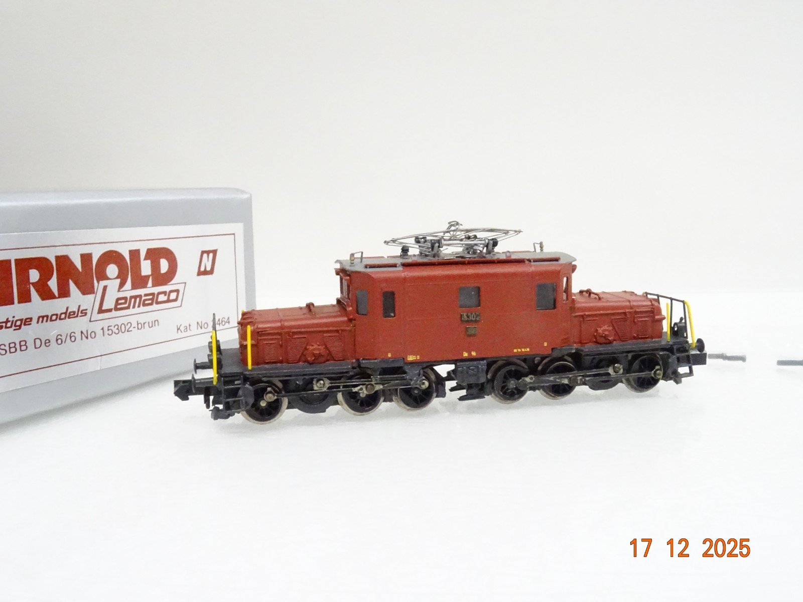 Arnold Lemaco N 2464 Schweiz E-Lok De 6/6 15302 der SBB in OVP JL5195