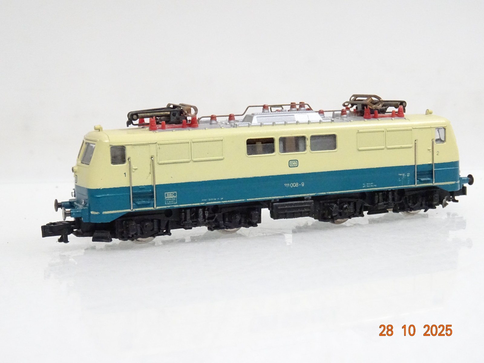 Arnold N 2325 E-Lok BR 111 008-9 der DB JL3957 o. – Bild 3