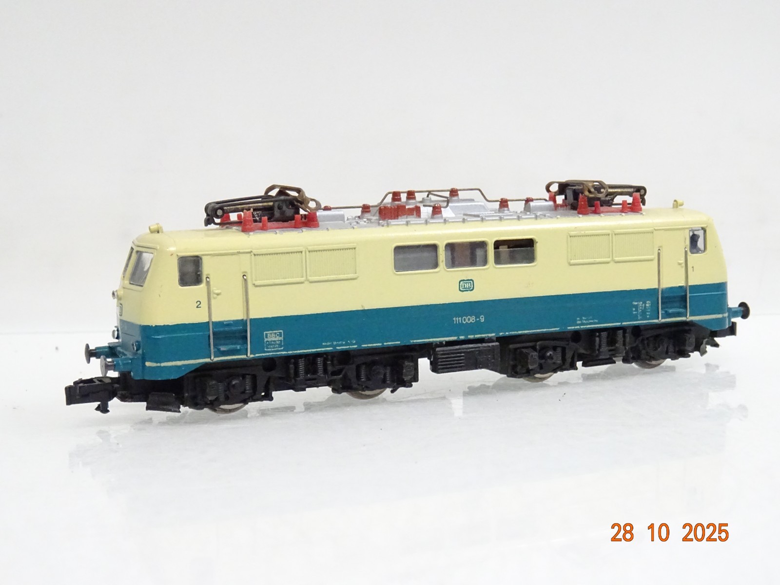 Arnold N 2325 E-Lok BR 111 008-9 der DB JL3957 o.