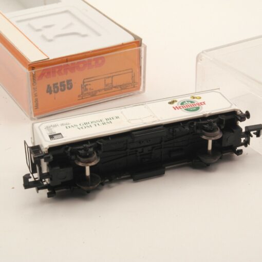 Arnold N 4555 Einheitskühlwagen 2-achsig  Ichqrs `Henninger` in OVP ER4208 – Bild 3