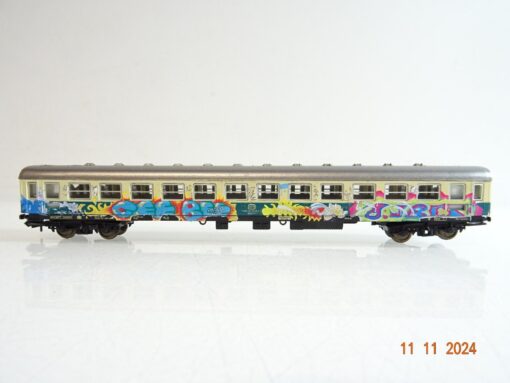 Arnold N Personenwagen  Graffiti der DB PR3821 o.
