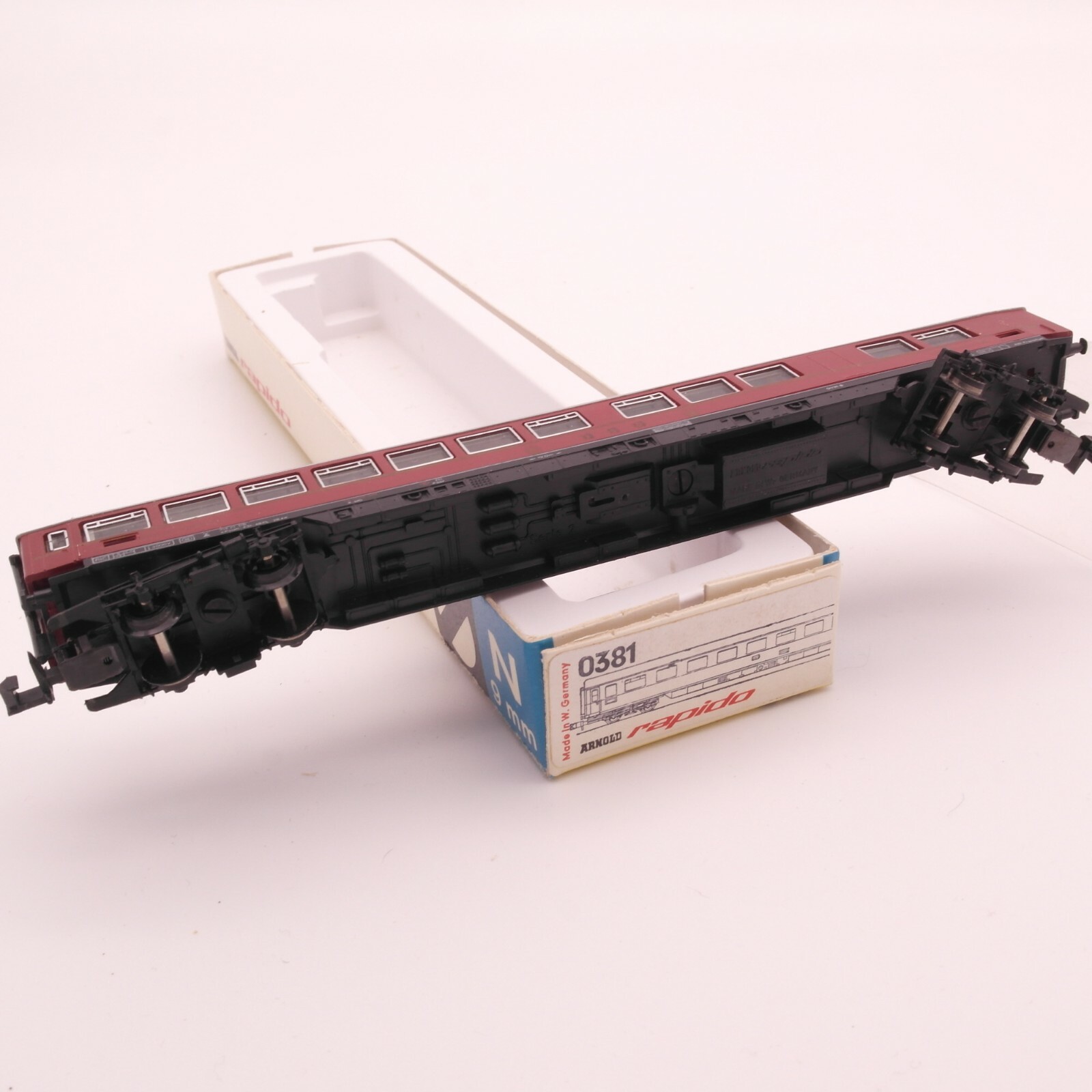 Arnold N Speisewagen der DSG Heimatbahnhof Würzburg in EVP RT322 – Bild 3