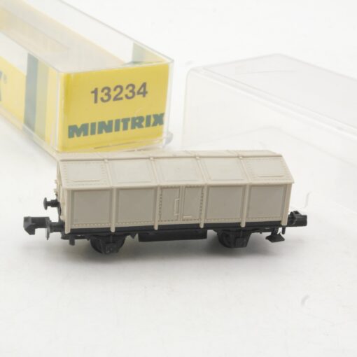 Arnold N gedeckter Güterwagen neutral in EVP RR3558