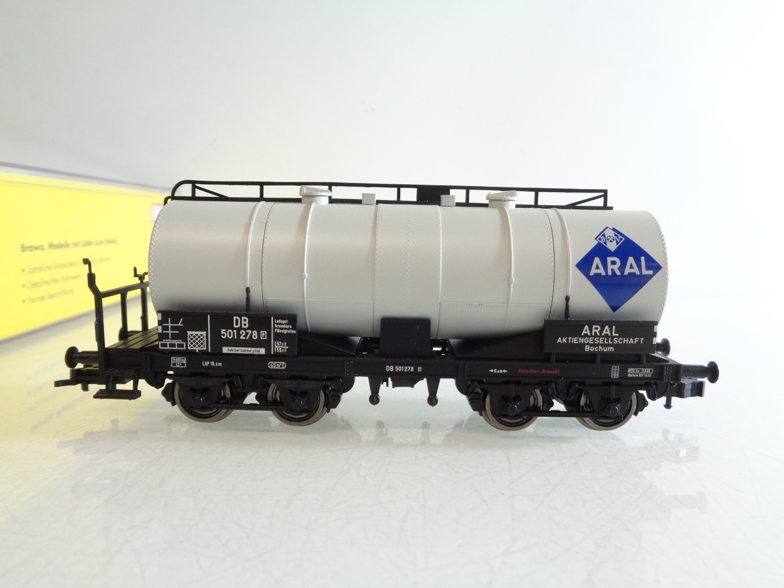 Brawa H0 2052 Kesselwagen Aral der DB BH818 – Bild 3