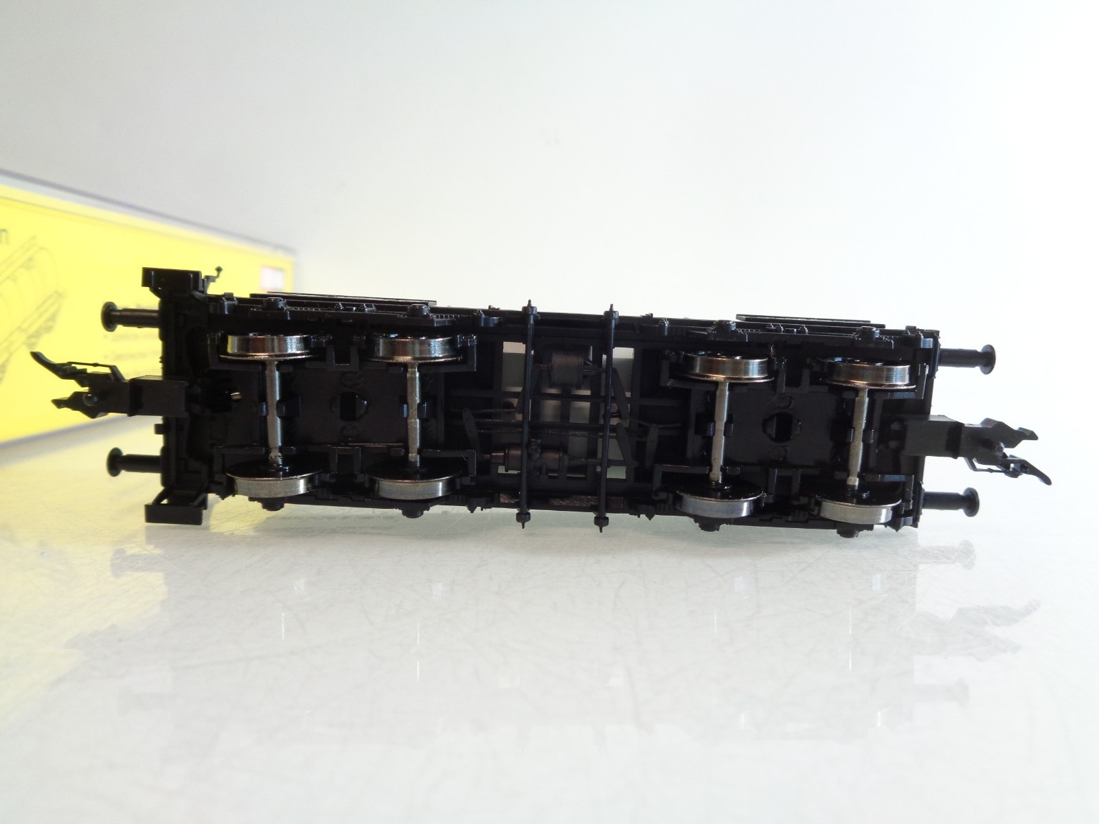 Brawa H0 2052 Kesselwagen Aral der DB BH818 – Bild 4