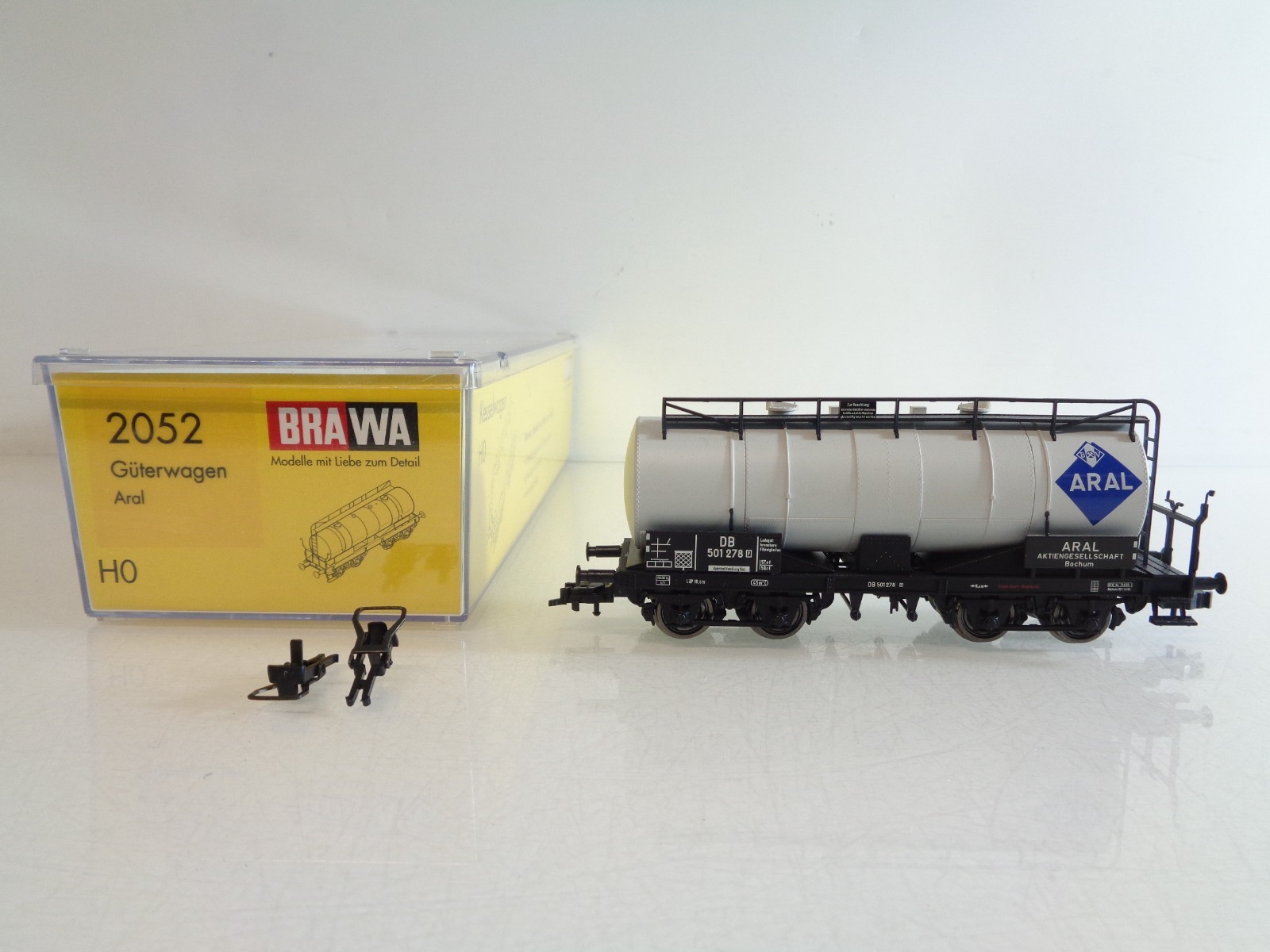 Brawa H0 2052 Kesselwagen Aral der DB BH818