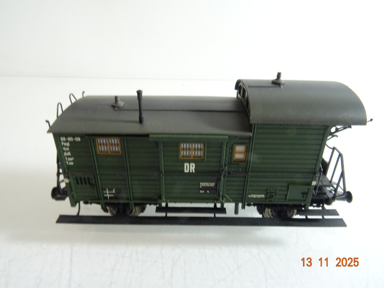 Brawa H0 48361 Güterzugbegleitwagen der DR RR4559 o. – Bild 3