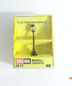 Brawa H0 5012 Schlossparkleuchte neuwertig in OVP CK2807