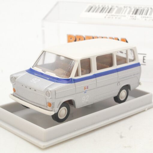 Brekina 1:87 341015 Ford Transit Scandinavia Airlines in OVP QR3011