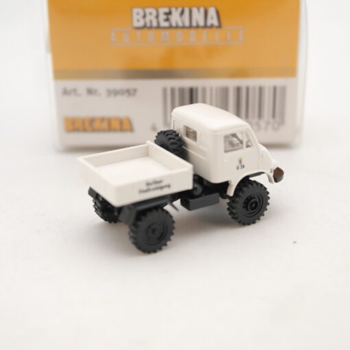Brekina 1:87 39057 Der Unimog 402 Berliner Stadtreinigung in OVP QR2642 – Bild 3