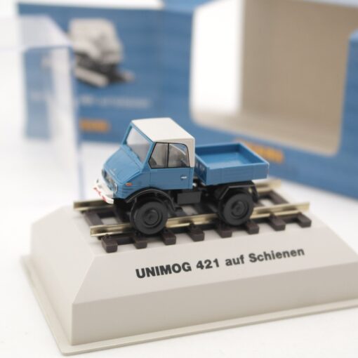 Brekina 1:87 39077 Der Unimog 421 auf Schienen in OVP QR8845