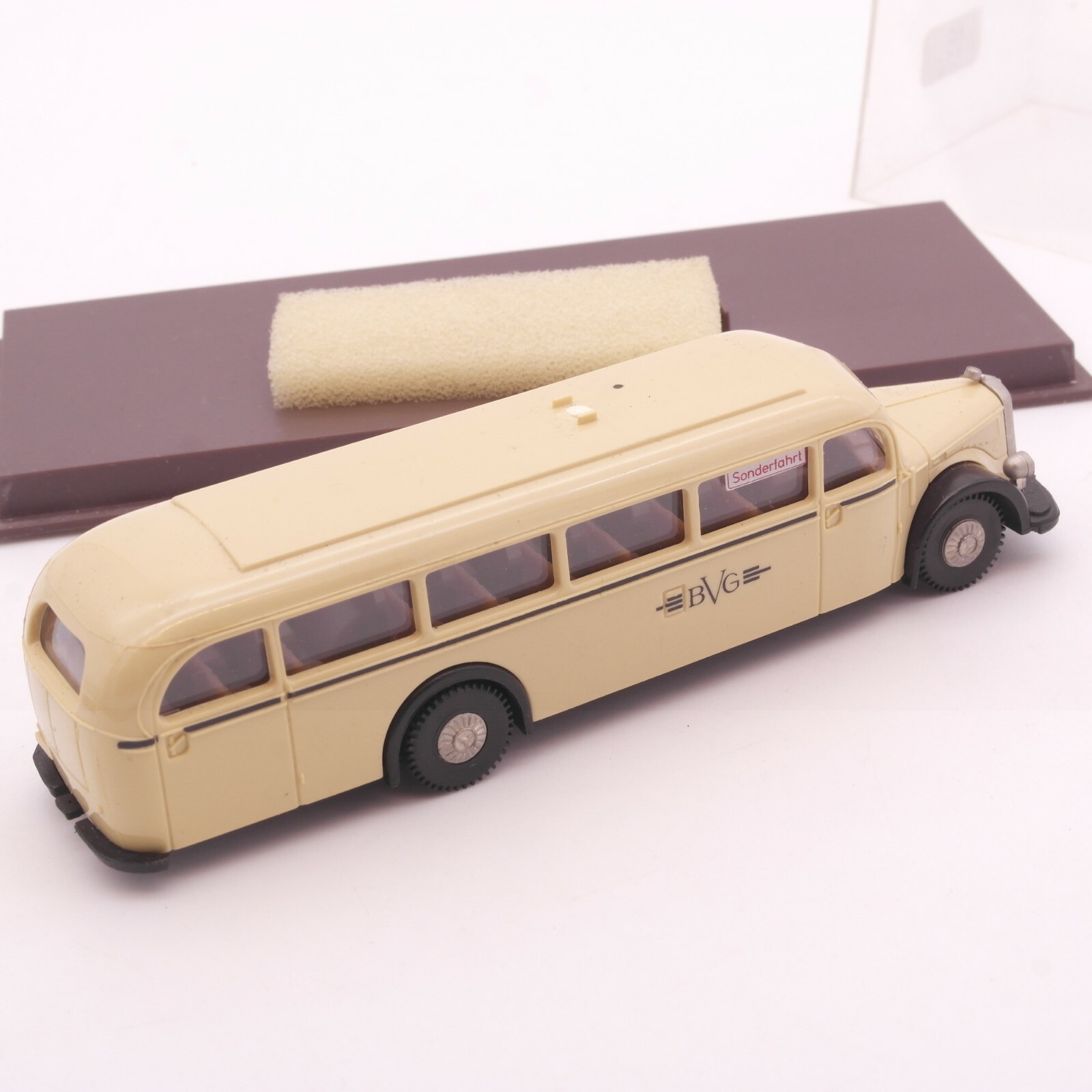 Brekina 1:87 Mercedes Benz O 5000 Bus BVG Sonderfahrt in OVP RT8268 – Bild 3