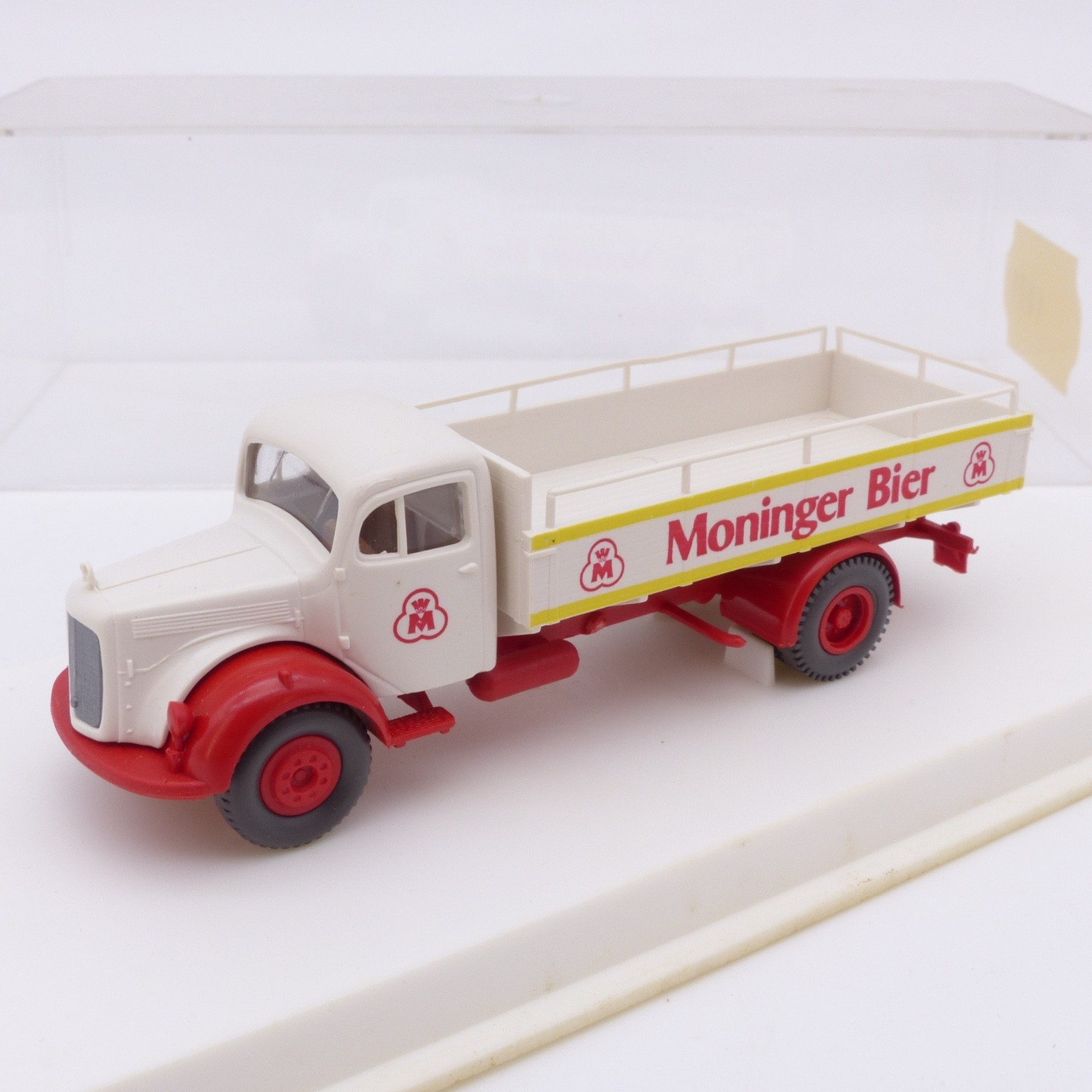Brekina 1:87 Mercedes L 311 Getränkepritsche Moninger Bier in OVP EX8199