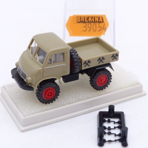 Brekina 1:87 Nr.: 39054 Unimog 402 Kurzpritsche Kohlenhändler, in OVP EB7208