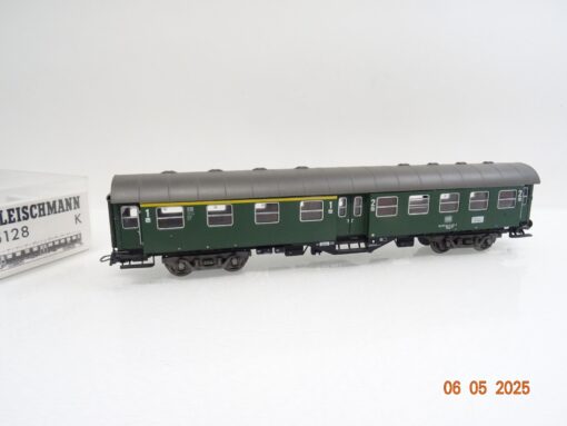 Fleischmann H0 5128 K Umbauwagen 4-achs. 1./2.Kl. der DB in OVP JL502