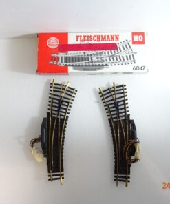 Fleischmann H0 6047 elekt. Weichenpaar siehe Foto in OVP PK1065