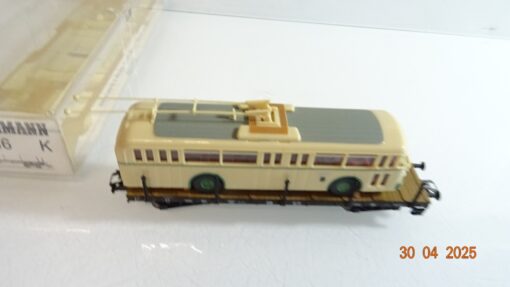 Fleischmann H0 855286 Flachwagen mit O Bus der DB in OVP PR7385 – Bild 4