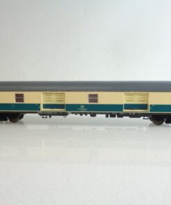 Fleischmann H0 Gepäckwagen der DB BH631 o.