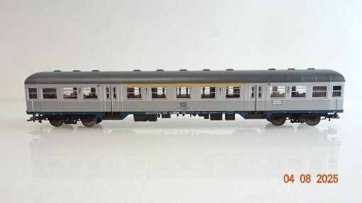 Fleischmann H0 Silberling 1./2.Kl. der DB PR9425 o.