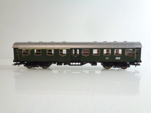 Fleischmann H0 Umbauwagen 1./2.Kl. der DB BH761 o. – Bild 3