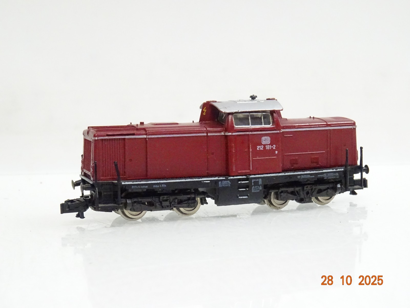 Fleischmann N 7230 Diesellok BR 212 181-2 der DB JL3949 o.