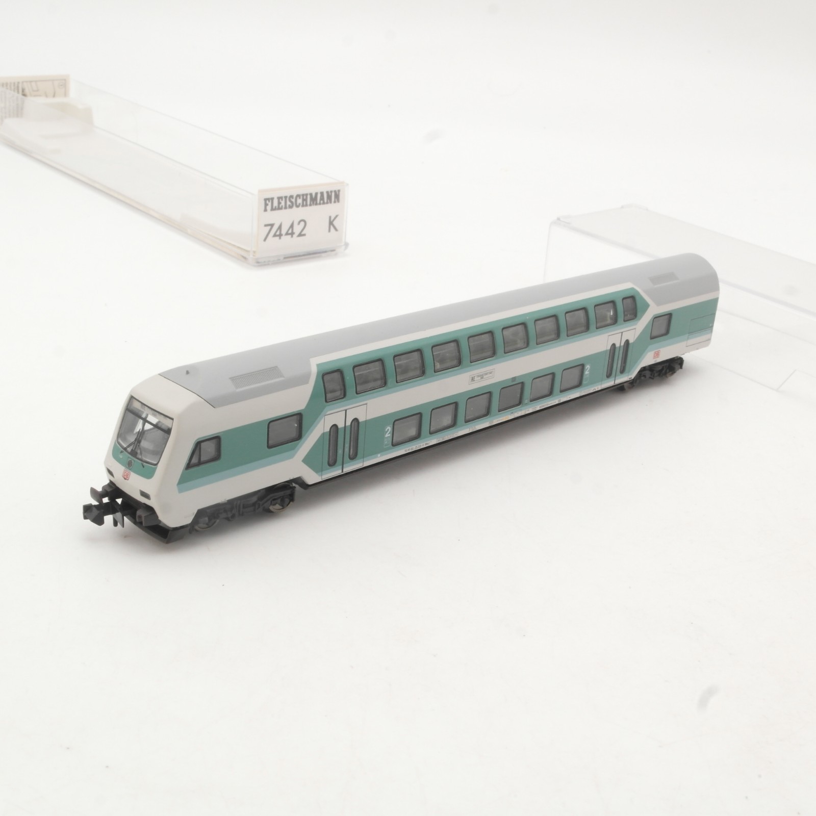 Fleischmann N Doppelstock Steuerwagen 2. Klasse der DB in EVP RR5354