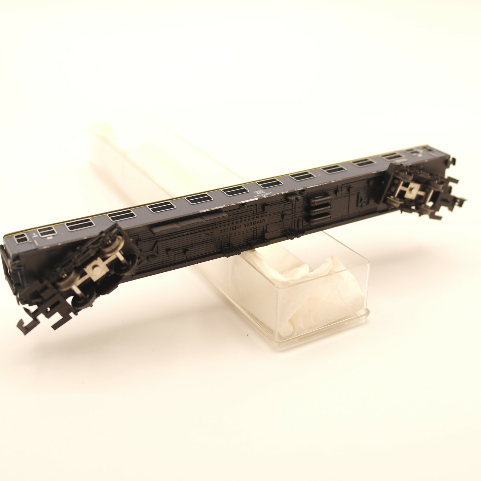 Fleischmann N Personenwagen 1 Kl in EVP ER4951 – Bild 3