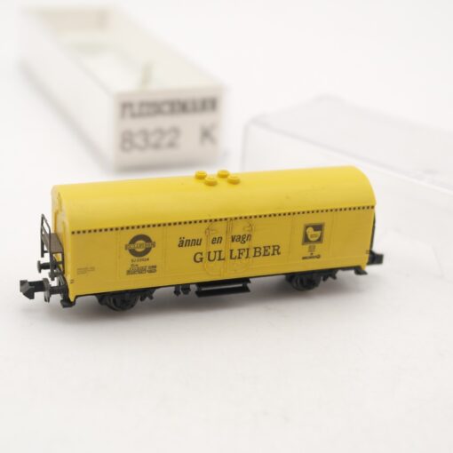 Fleischmann N gedeckter Güterwagen Gullfiber in EVP RR2228
