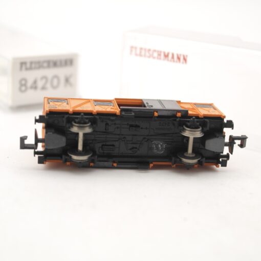 Fleischmann N gedeckter Güterwagen der DB in EVP RR2534 – Bild 4