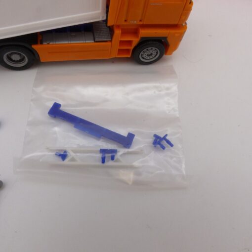 Herpa 1:87 152471 Renault Magnum Sattelzug Hapag Lloyd rar in OVP EX4771 – Bild 4