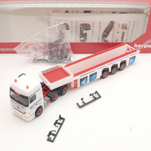 Herpa 1:87 155946 MB Actros LH Sattelzug Hausmann in OVP QR8041 – Bild 3