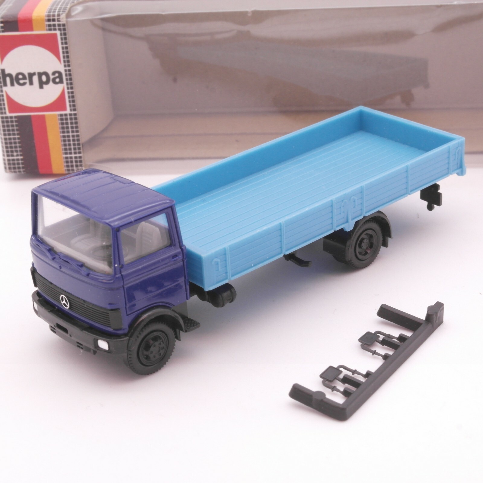 Herpa 1:87 814 293 Mercedes LP 813 Pritsche in OVP RT2876