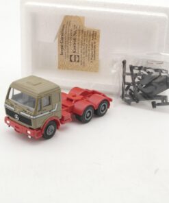 Herpa 1:87 Mercedes MB 2638 Zugmaschine in Box RR879