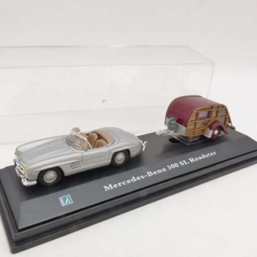 Hongwell 1:72 Mercedes Benz 300 SL Roadster mit Abhänger, in PC-Box EX1457