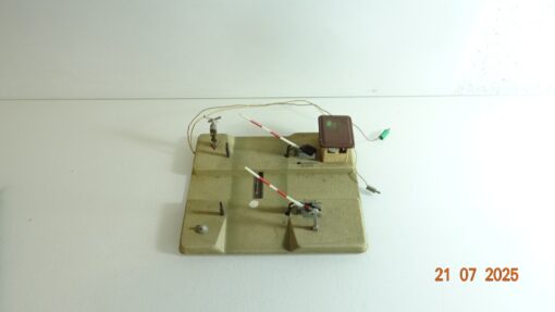 Kibri H0 elektrischer Bahnübergang siehe Foto CK9786 o. – Bild 4