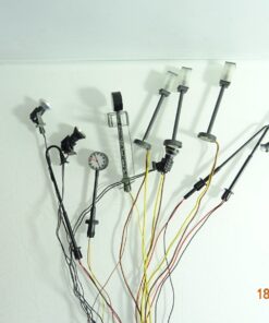Konvolut H0 Lampen und Bahnhofsuhr 11tlg. siehe Foto CK6745 o.