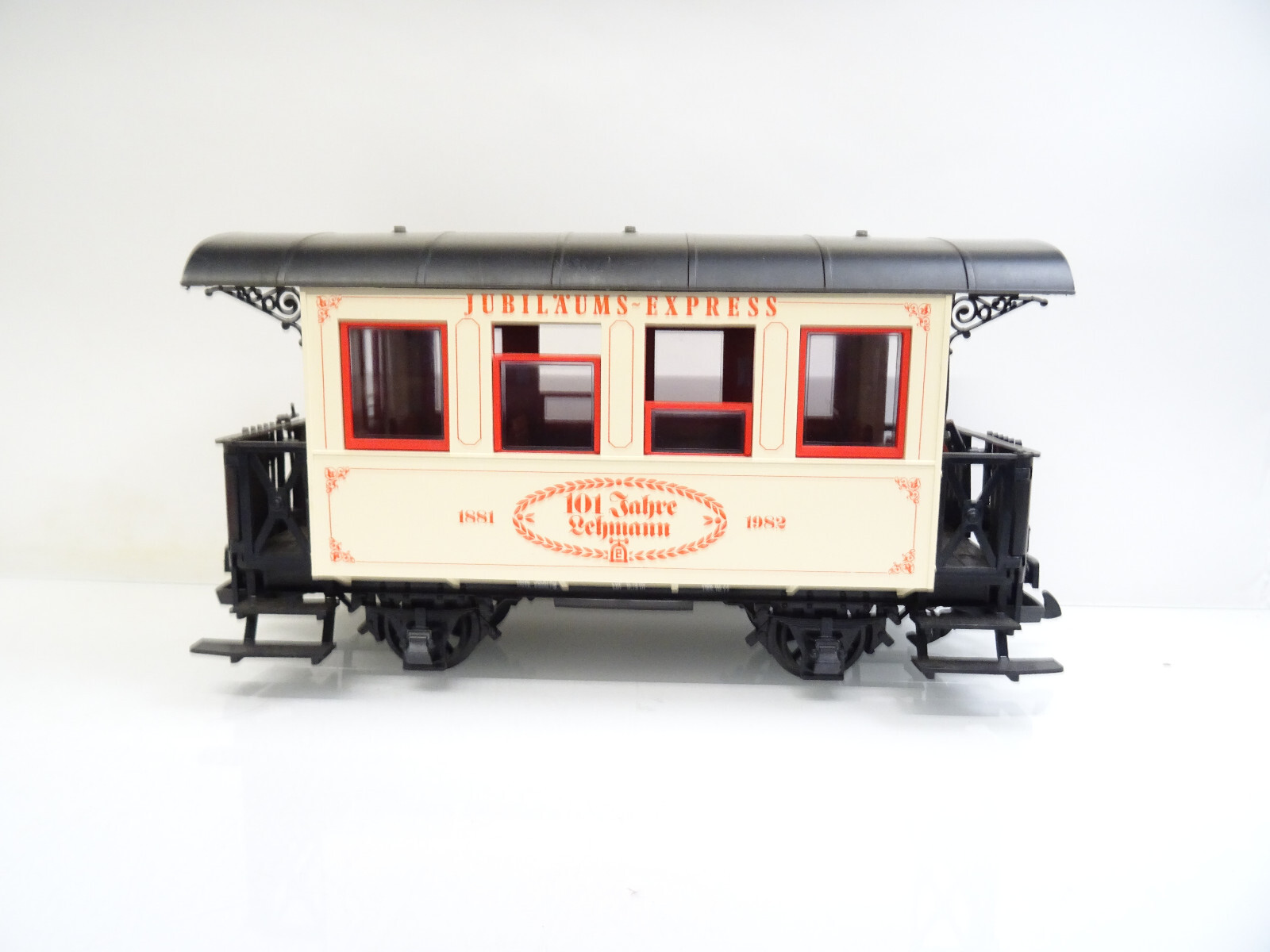 LGB Spur G 1982 Personenwagen Jahreswagen 1982 in OVP C1217