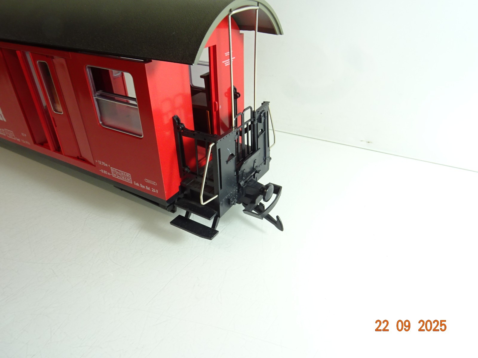 LGB Spur G 31710 Gepäckwagen 902 304 der HSB DR in EVP PK1040 – Bild 4