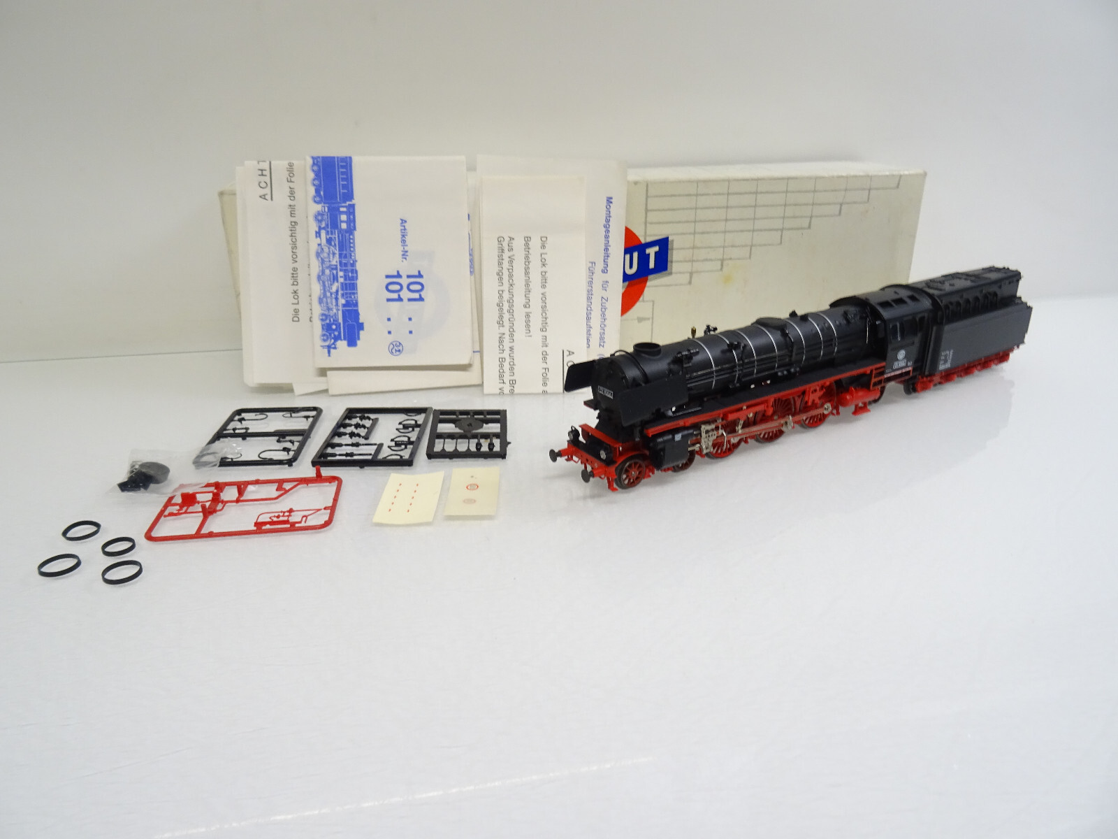 Liliput H0 10137 AC Dampflok BR 01 1066 der Ulmer Eisenbahn Freunde in OVP LE588