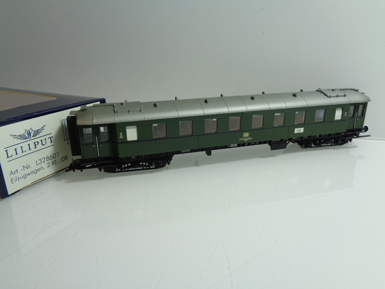 Liliput H0 L328601 Eilzug Personenwagen 2.Kl. der DB in OVP JD5644