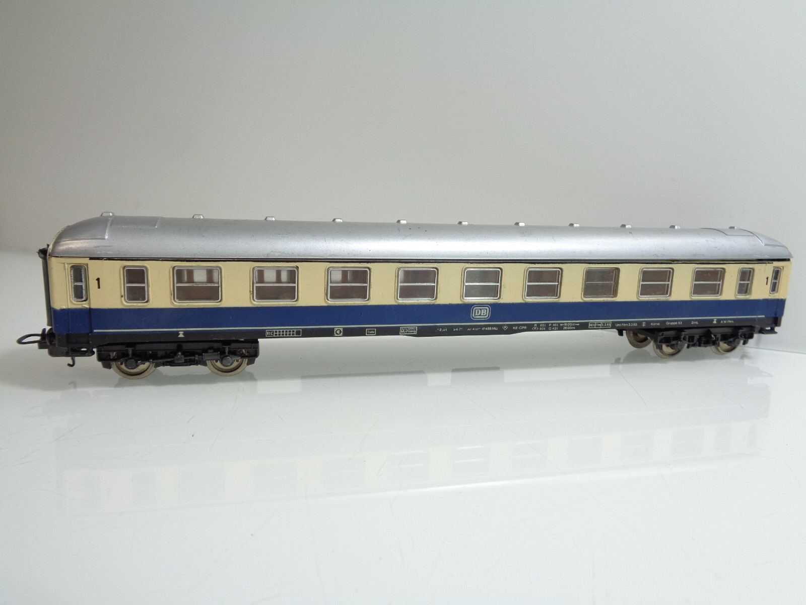 Lima H0 Personenwagen 1.Kl. der DB JD1912 o.