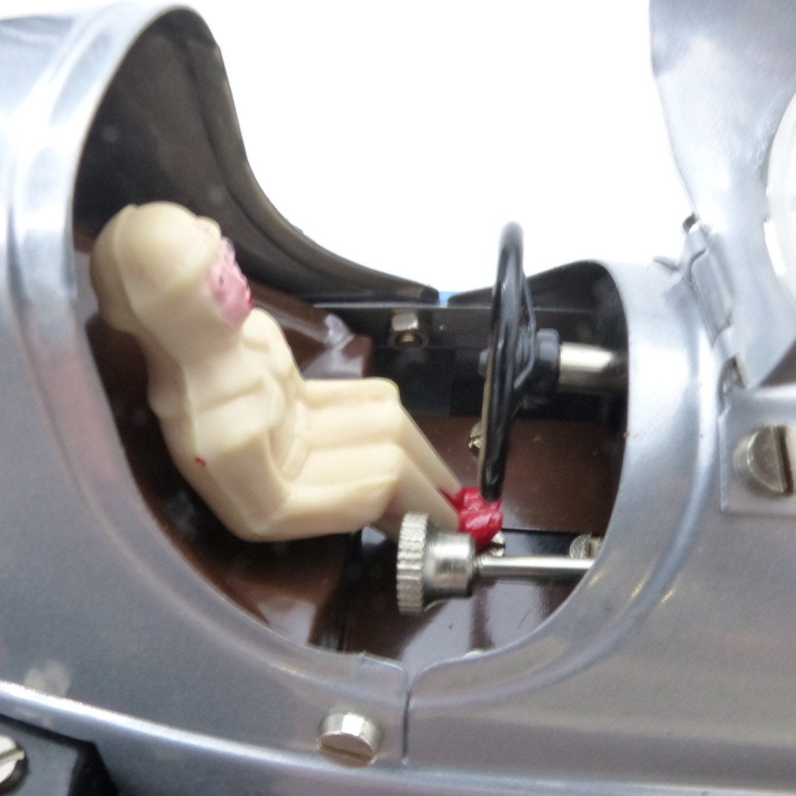 Märklin 1:16 1096 Mercedes-Benz W25 Rennwagen Silberpfeil in OVP EX8282 – Bild 9