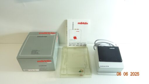Märklin 6002 Digital Transformator 220V , 50-60Hz siehe Foto in OVP CK8708