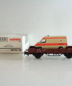 Märklin H0 00752-18 Niederbordwagen mit DRK Krankenwagen in OVP BH533