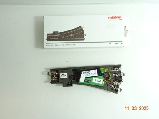 Märklin H0 24611 Weiche links mit Antrieb u. Decoder siehe Foto in OVP CK6605 – Bild 3