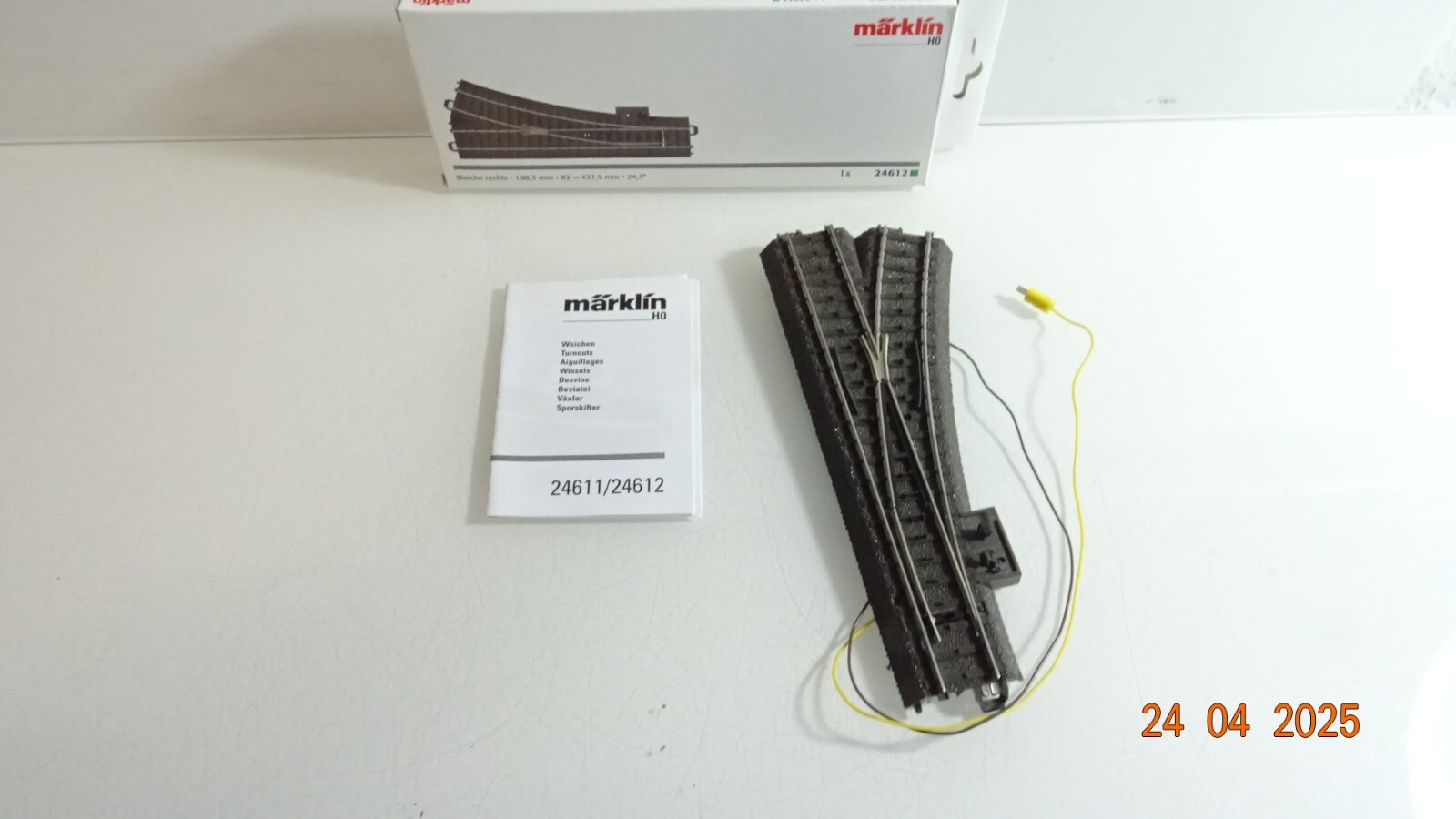 Märklin H0 24612 Weiche rechts Antrieb u. Decoder siehe Foto in OVP CK7737