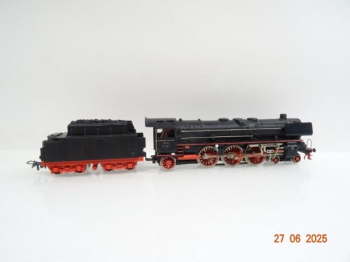 Märklin H0 3048 Dampflok BR 01 097 der DB mit Metalltender 809 JL1118 o. – Bild 3
